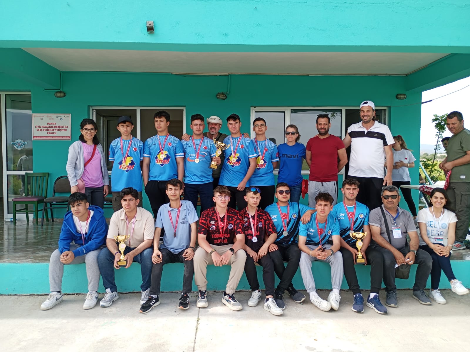 Manisa’da Okul Sporları Model Planör Ve Roket İl Birinciliği Yarışmaları Sona Erdi (1)