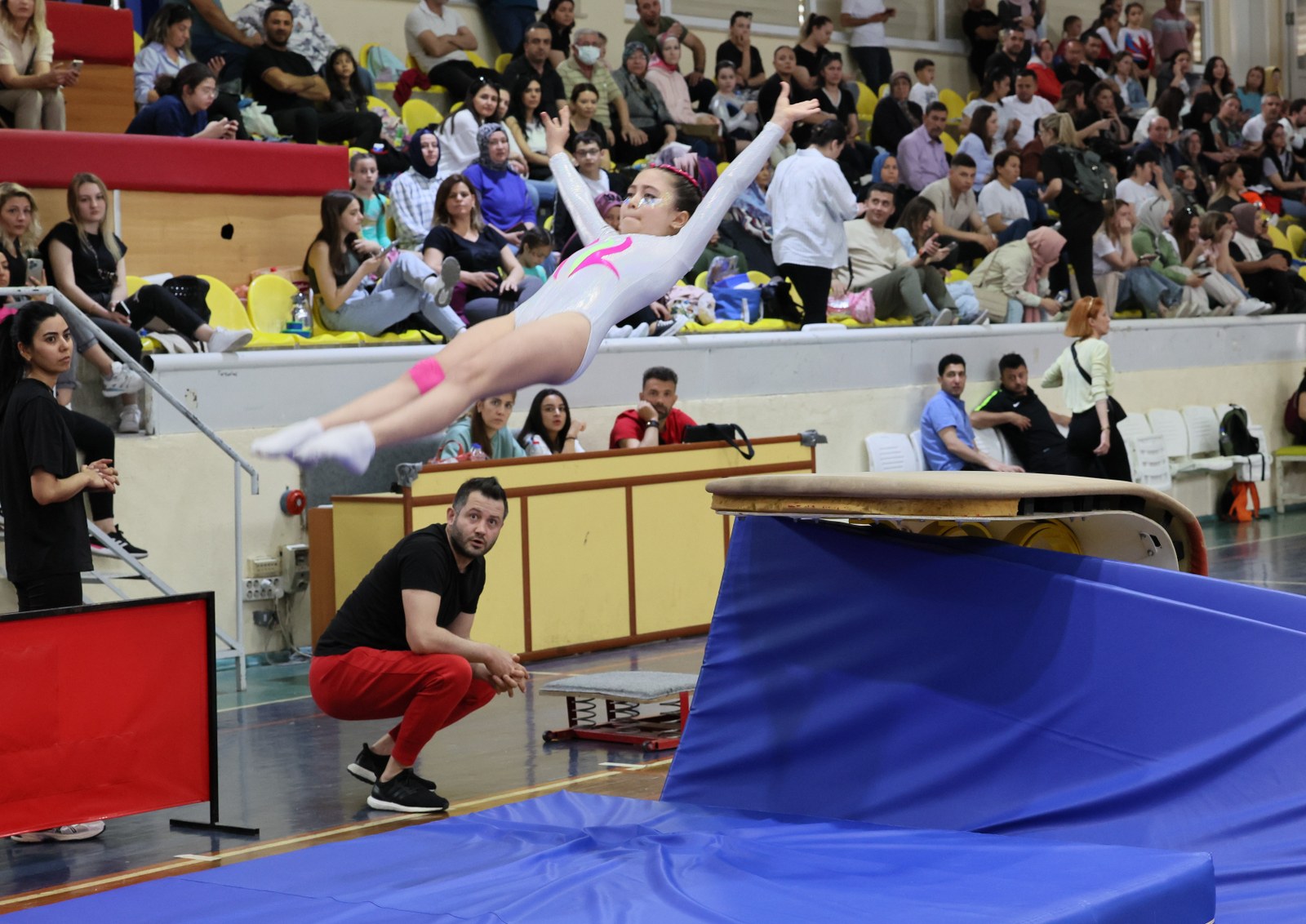 Okul Sporları Artistik Cimnastik İl Birinciliği Yarışmaları Yapıldı (5)