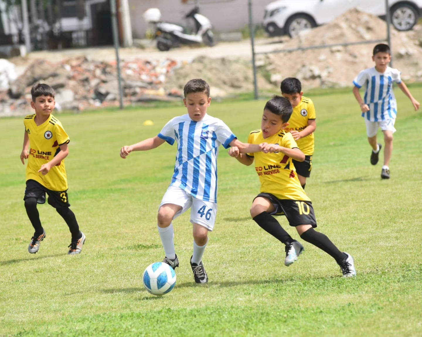 Yunusemre’de 23 Nisan Çocuk Bayramı’na Özel Futbol Resitali (2)