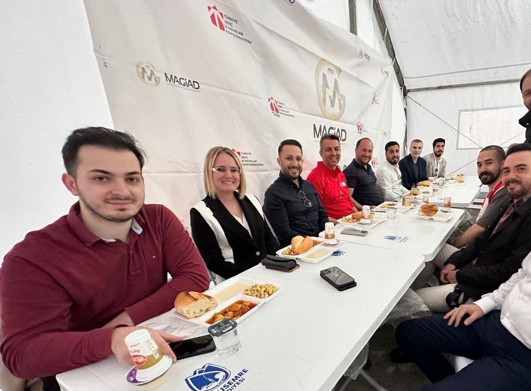 Magi̇ad Ve Türk Kızılay’ı Iş Birliğiyle Iftar Programı Düzenlendi (3)