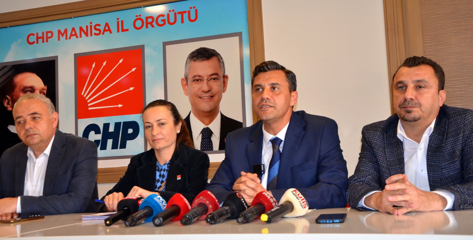 Özalper, “31 Mart’ta Cumhuriyet Halk Partisi Manisa’da Tarih Yazdı” (4)