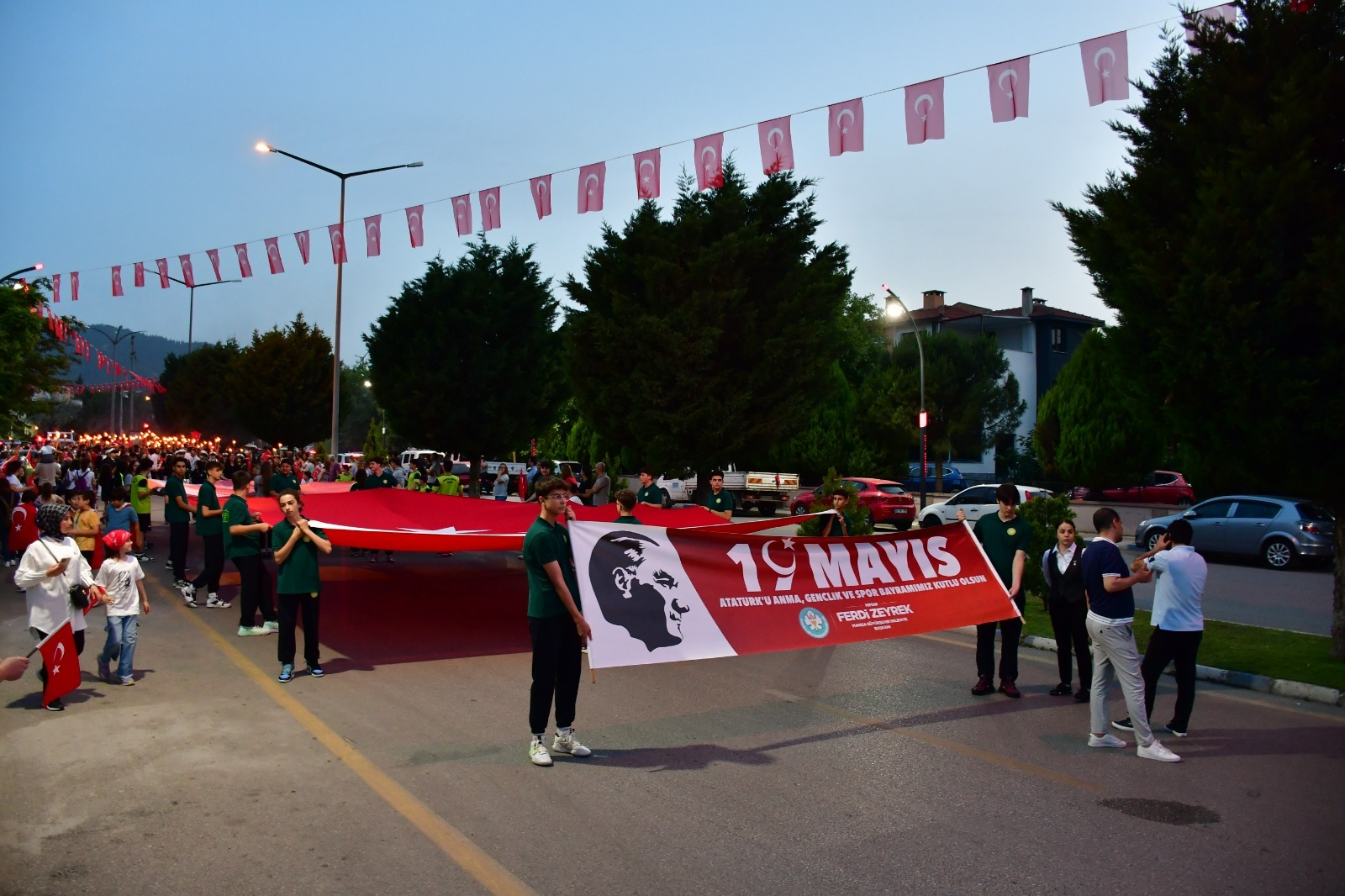 Tüm Manisa Bir Meşalenin Altında Toplandı1 (6)