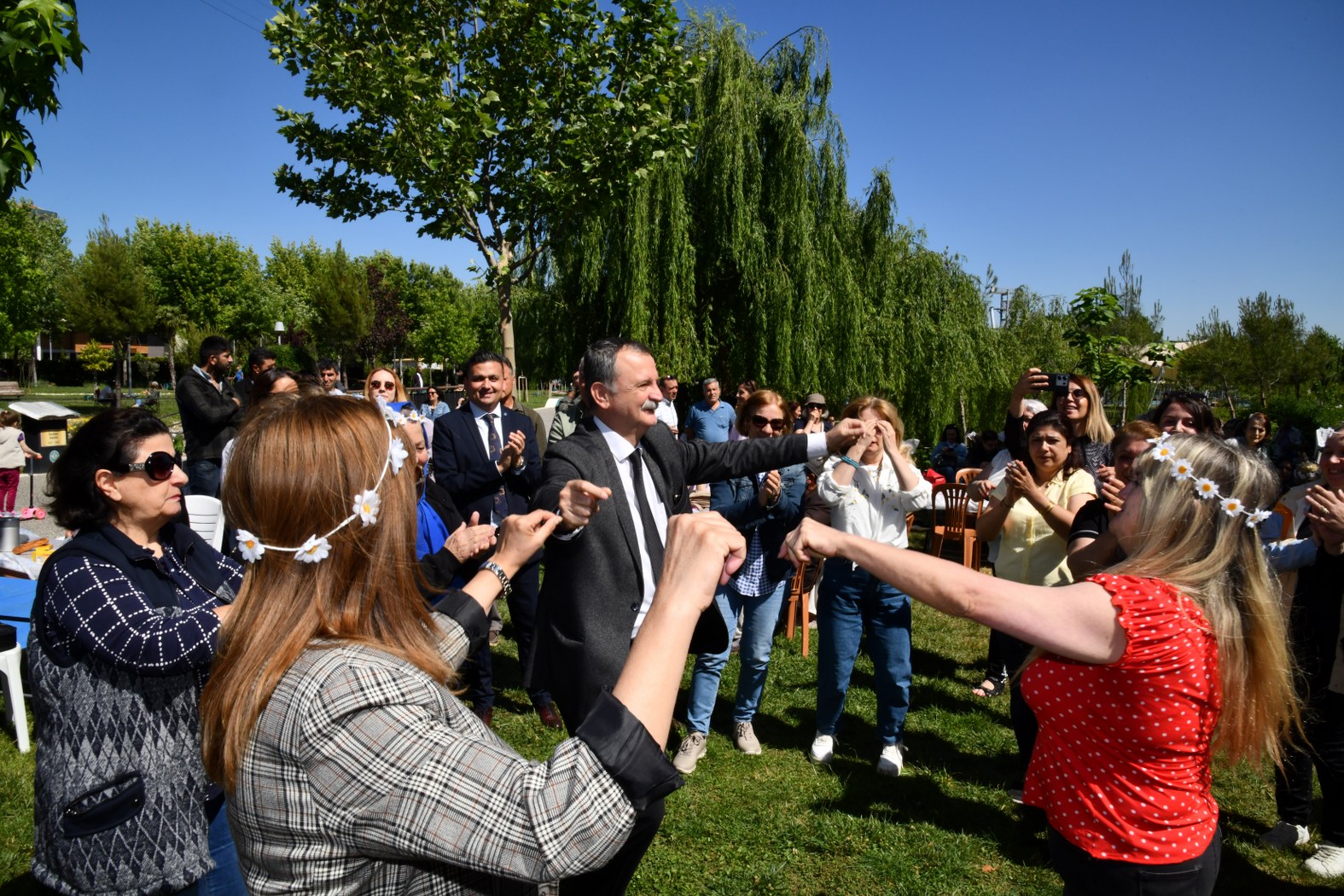 Hıdırellez Şenliği Yunusemre’de Kutlandı (5)