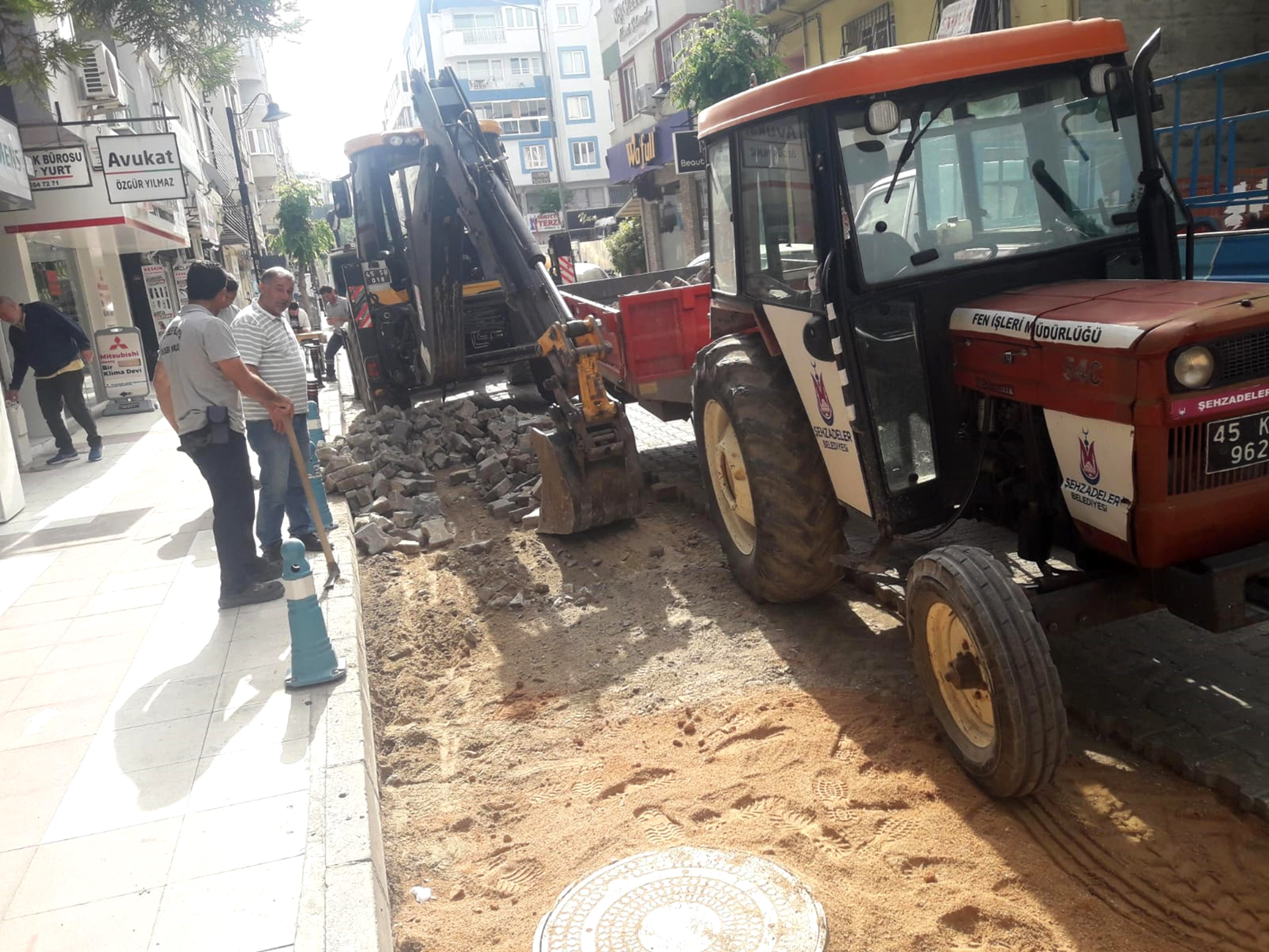 Şehzadelerde Yol Çalışmalarına Devam (4)