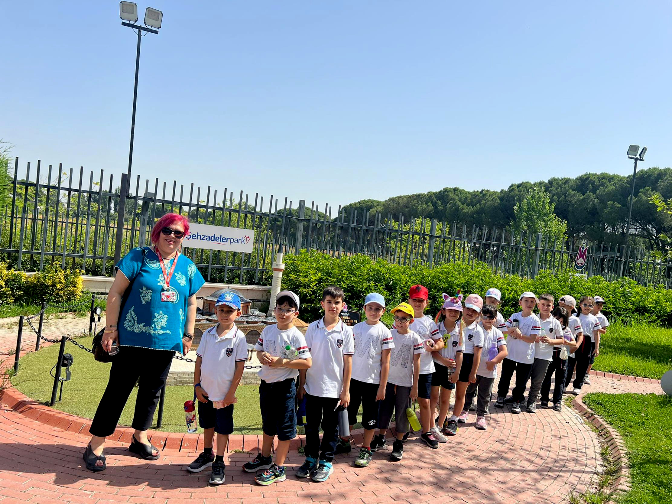 Şehzadelerpark Öğrencilerin Ilgi Odağı Oldu (1)