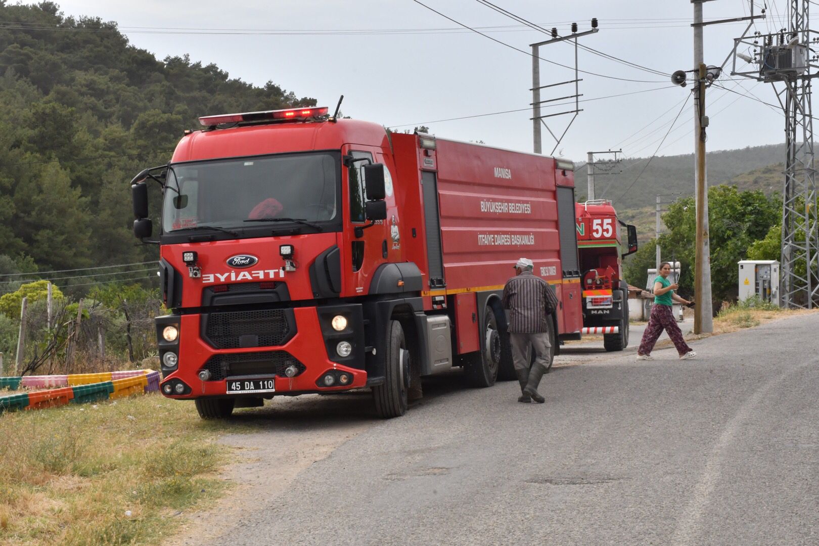 Manisa’da Yangınlarla Mücadeleye Devam Ediyor (4)