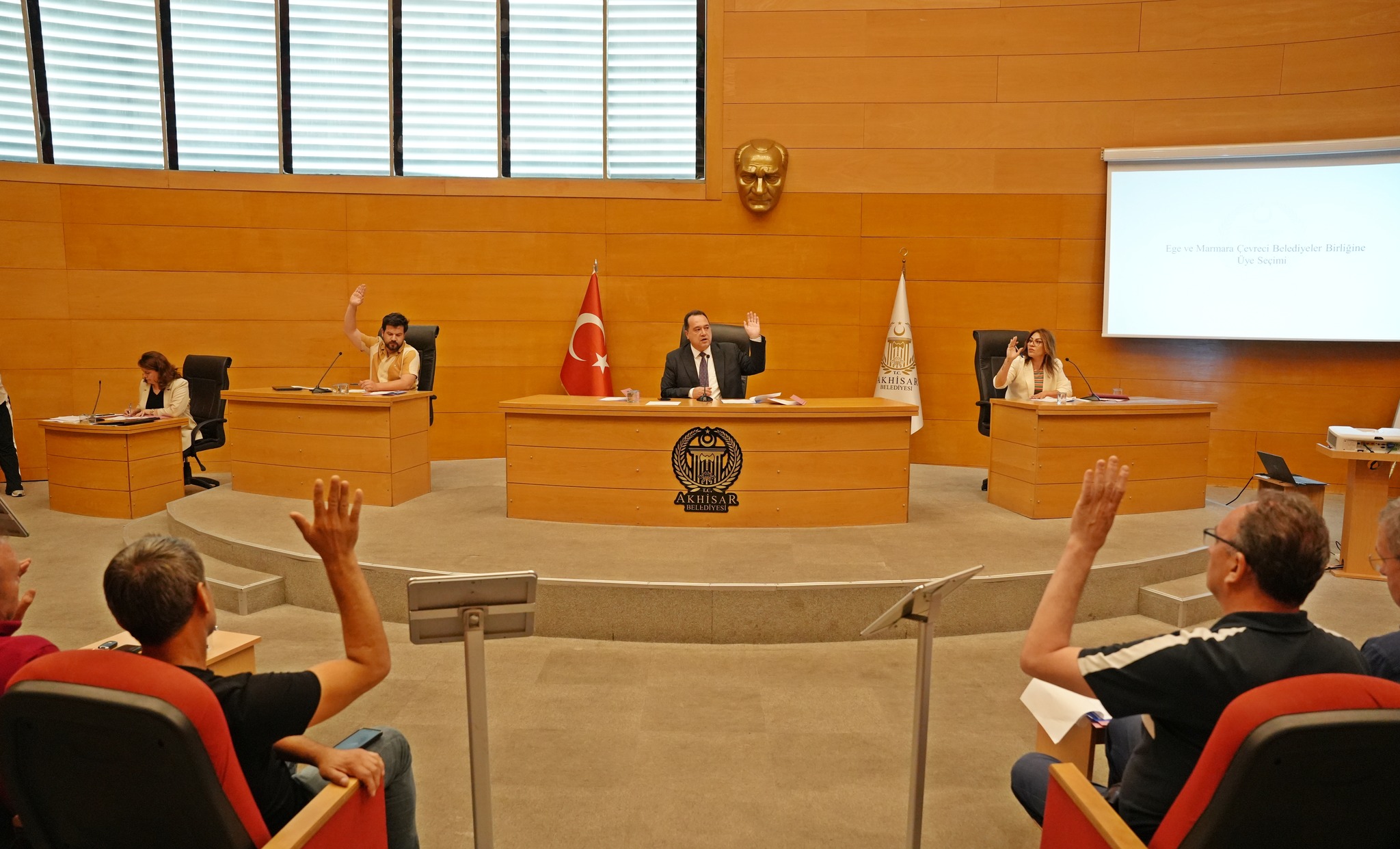 Akhisar Belediyesi Haziran Ayı Meclis Toplantısı Gerçekleştirildi (2)