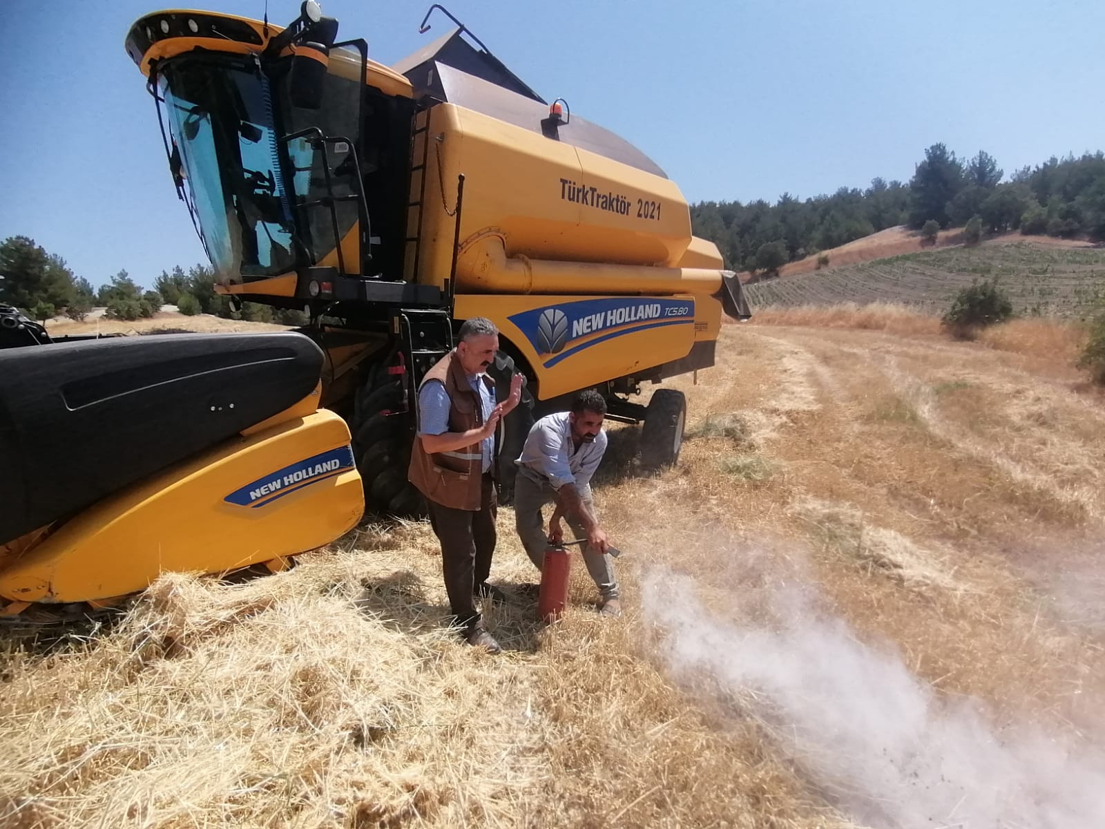 Anız Yangınları Ve Biçerdöverler Için Uyarı Yapıldı (3)