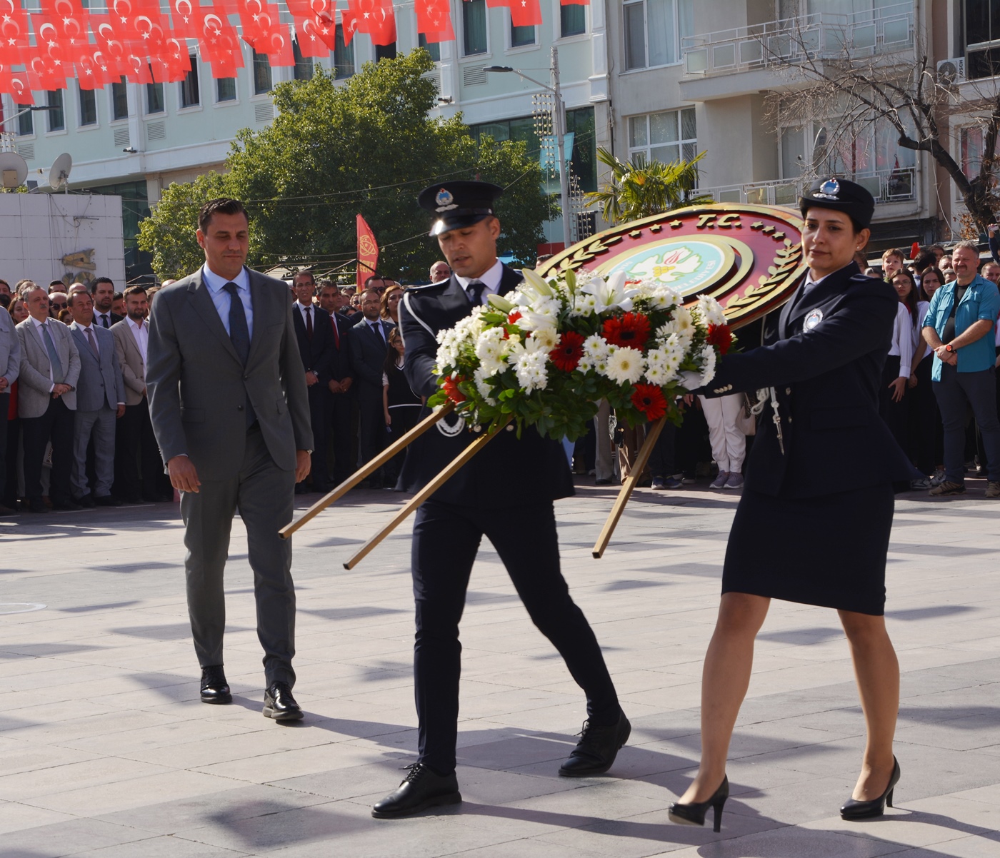 Ikinci Yüzyılın Ilk Cumhuriyet Bayramı (4)