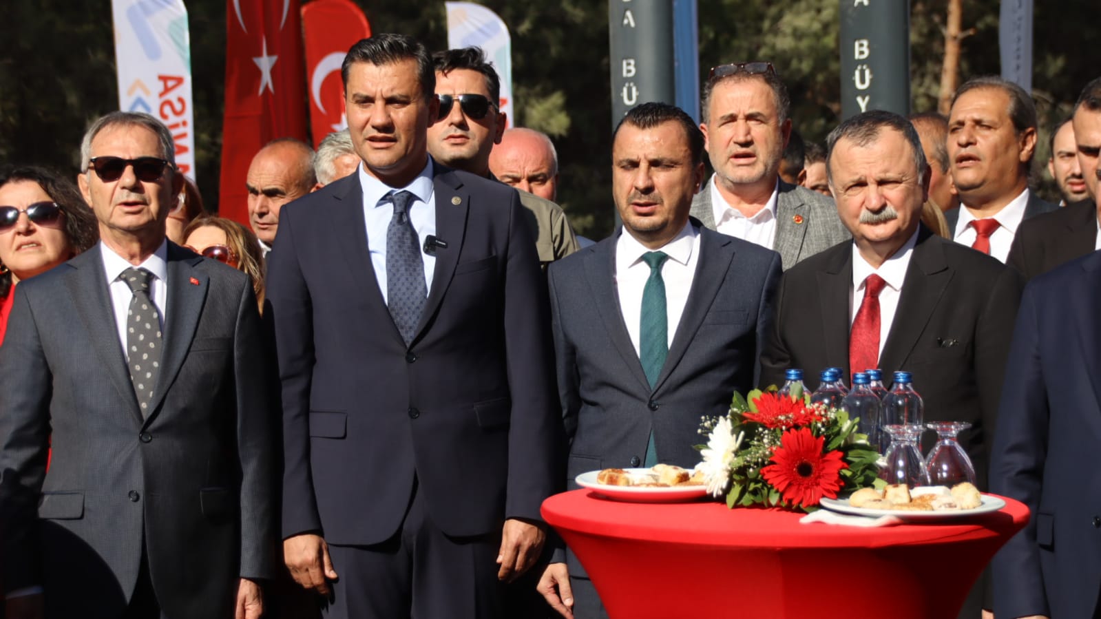 Manisa'nın Trafiğinin Çözümü Cumhuriyet Kavşağı Törenle Açıldı (3)