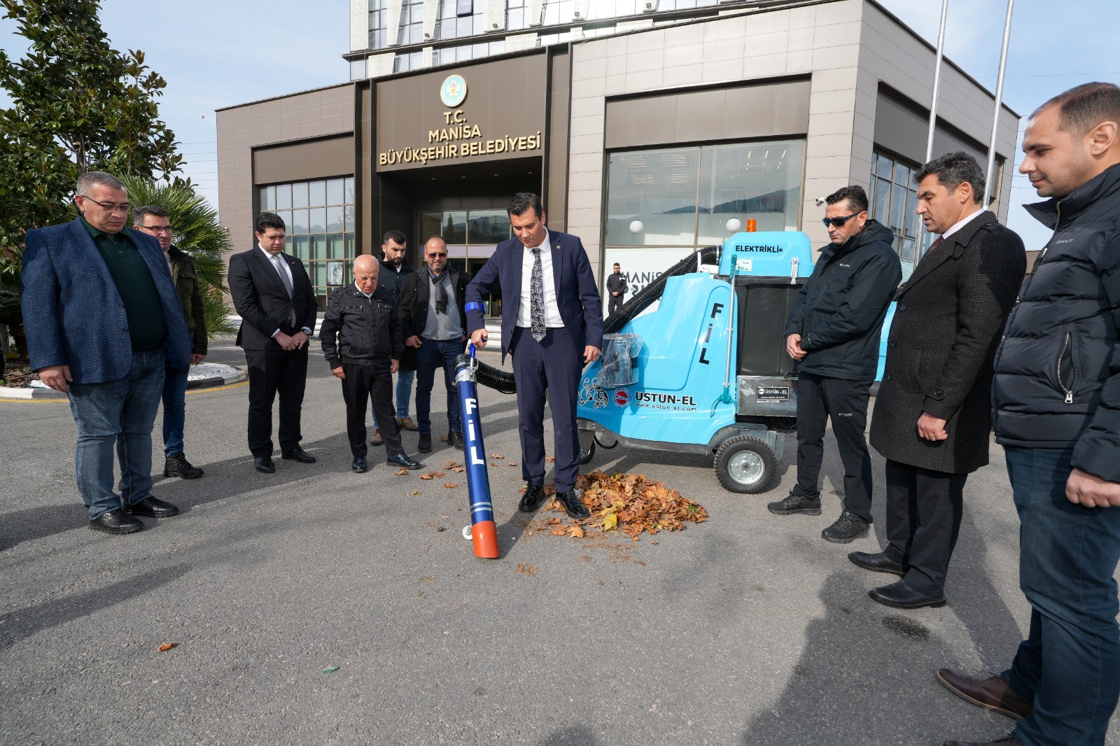 Manisa’nın Temizliğini ‘Fil’ Yapacak (4)