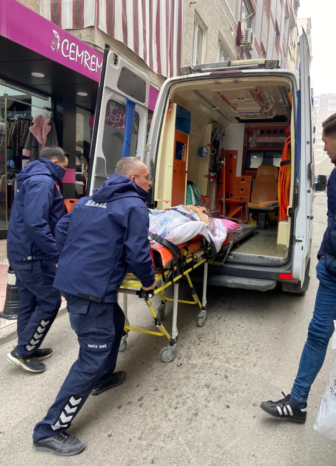 Büyükşehir’in Ambulansları Manisalıların Hizmetinde (5)