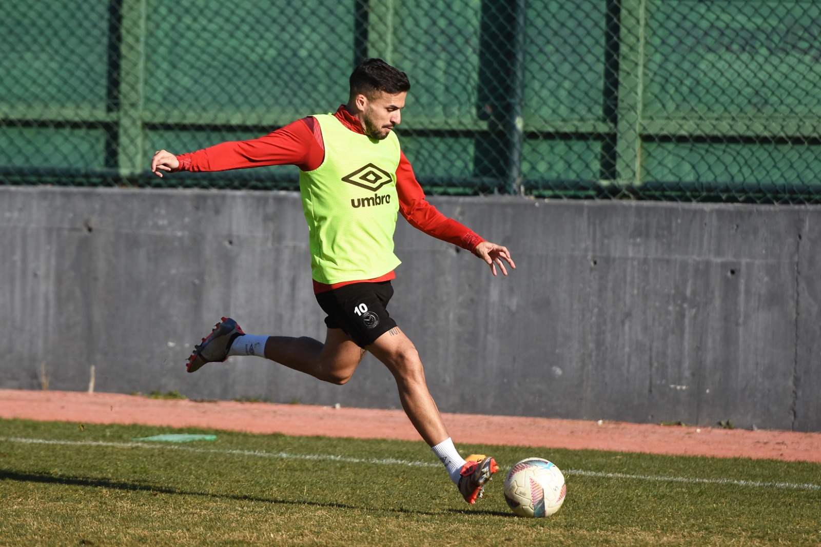 Manisa Fknın Yeni Maçi Gençlerbi̇rli̇ği̇ (1)-1