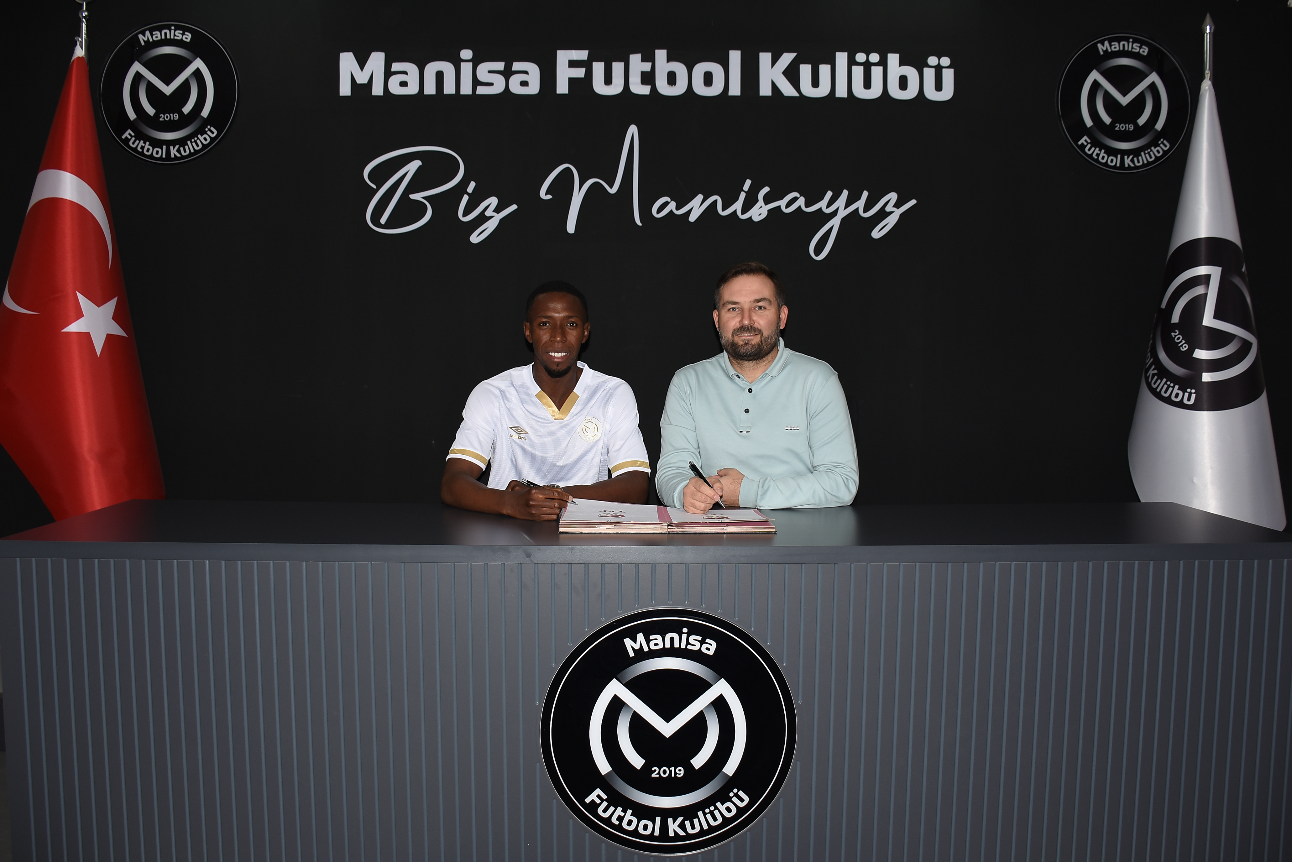 Manisa Fk'ya Yeni Transfer Birama Toure (3)