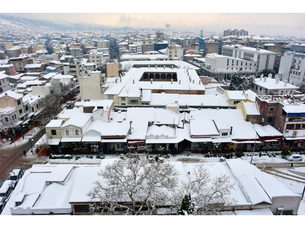 Manisa’ya Kar Sürprizi! Gece Yağış Bekleniyor (7)