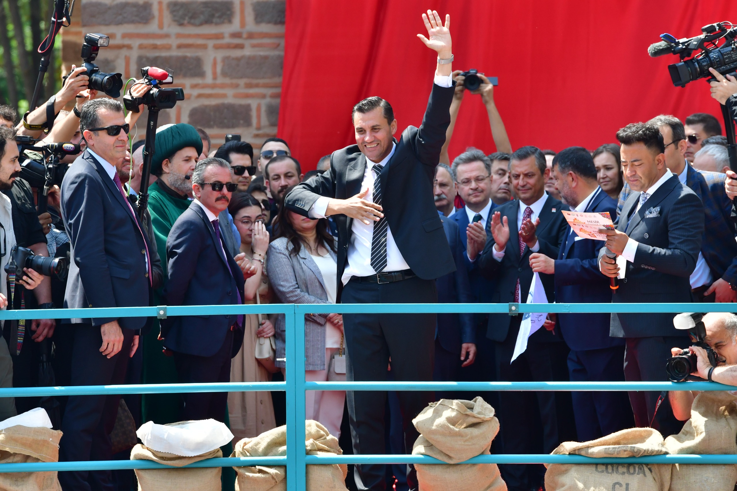 Uluslararası Manisa Mesir Macunu Festivali’nin Logosunu Halkın Oyları Belirledi (2)