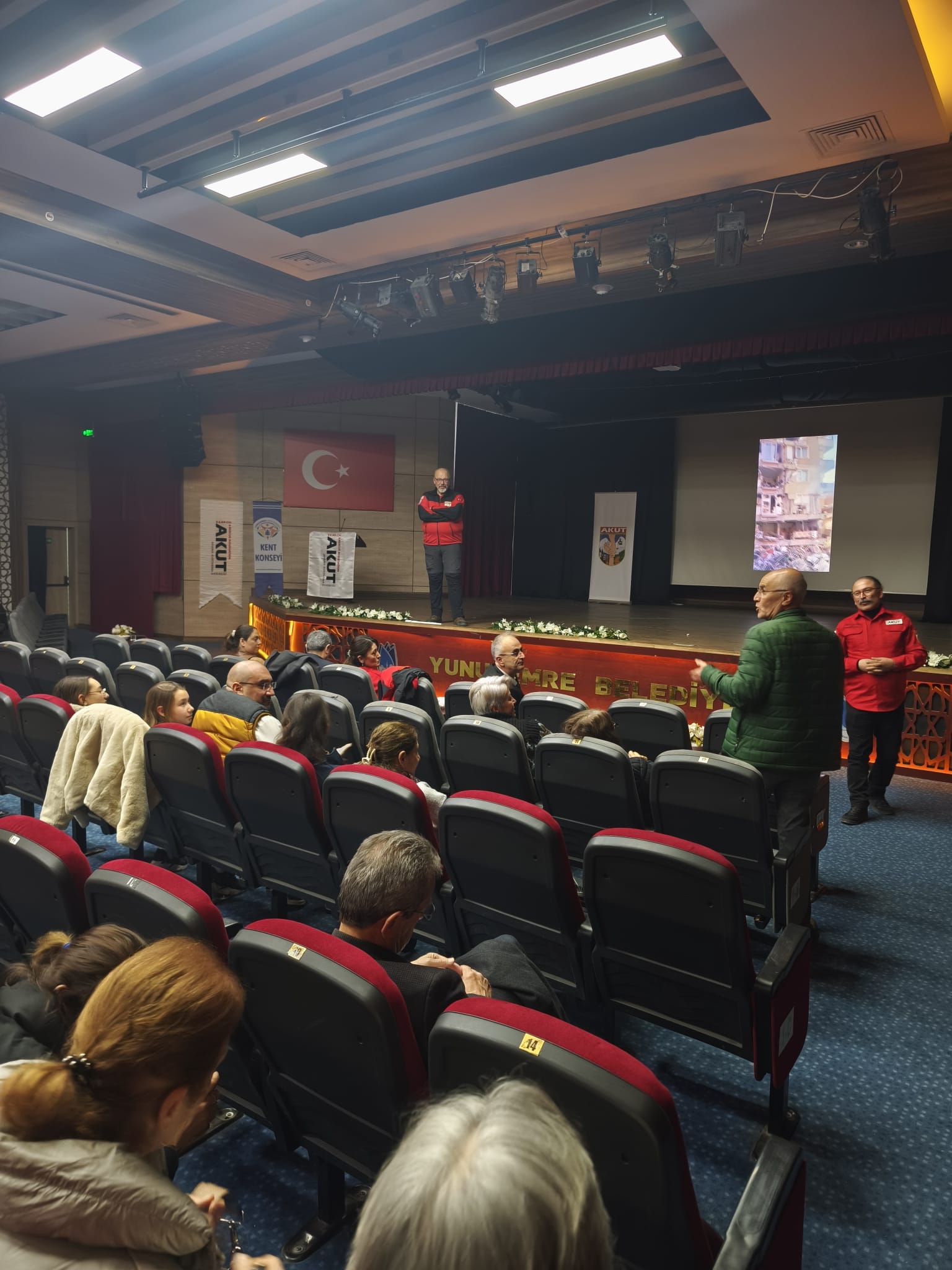 Akut Manisa Ekiplerinden ‘Afet Bilinçlendirme’ Semineri (3)