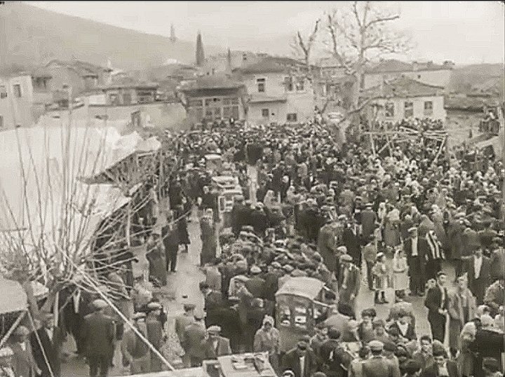 67 Yıl Önceki Mesir Coşkusu Gün Yüzüne Çıktı! (1)