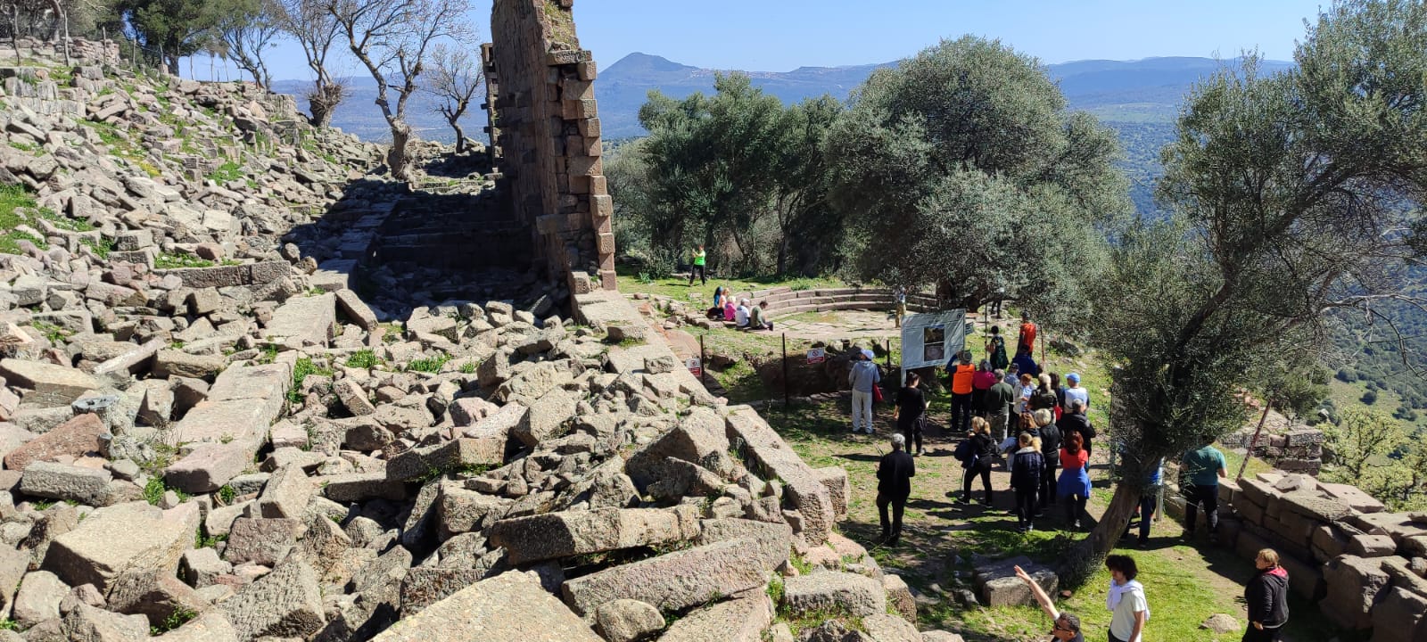 Aigai Antik Kenti’nde Kazılar Yeniden Başladı, (8)