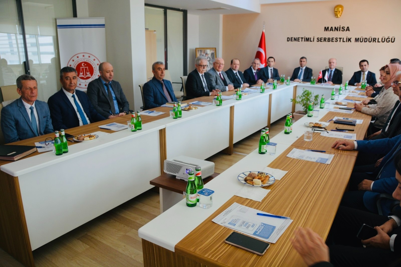 Manisa’da Adaletin Sosyal Yüzü Yeni Binada Şekilleniyor (1)