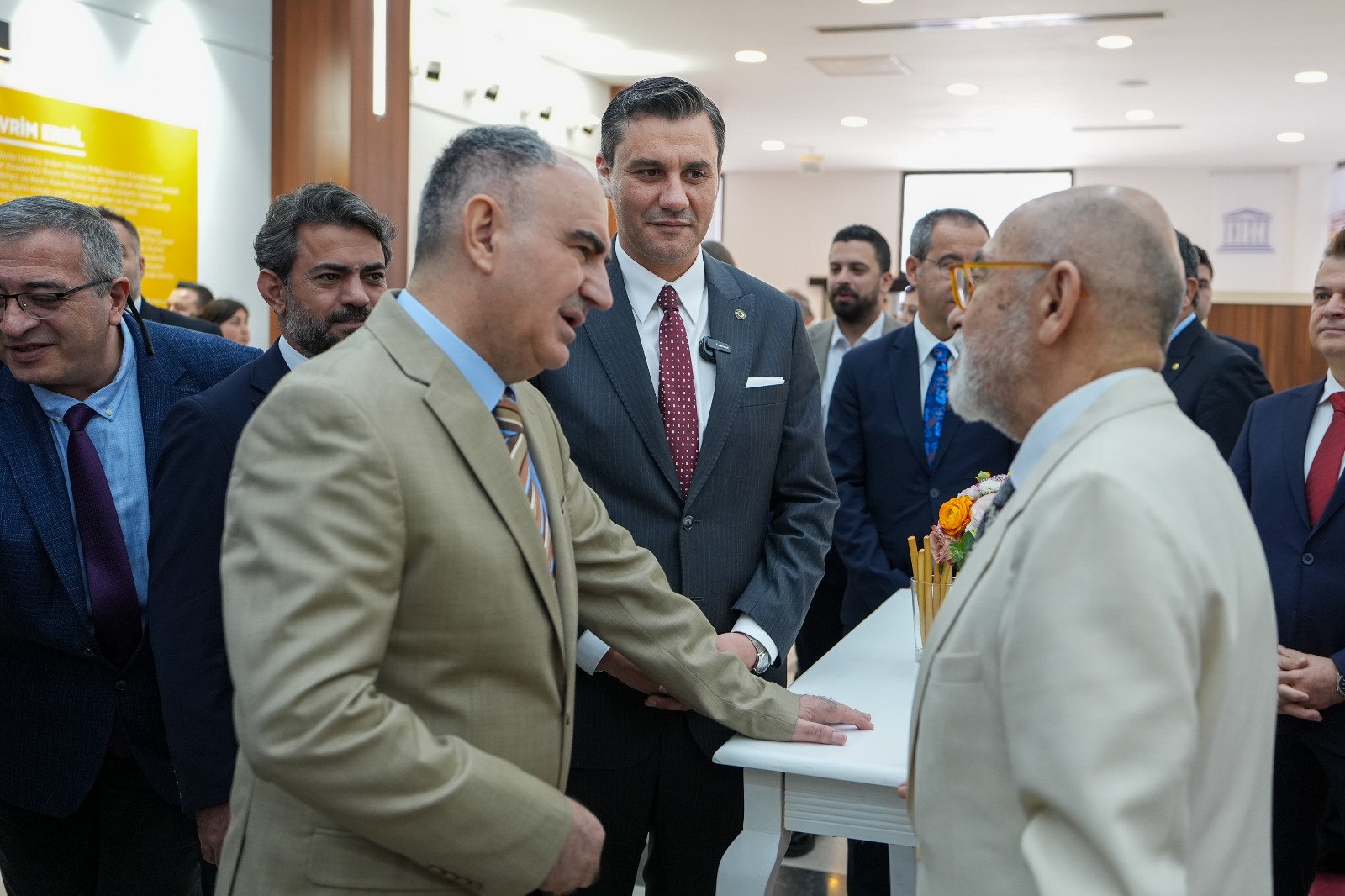 Mesir Festivali Coşkusu Devrim Erbil’in Sergisiyle Başladı (2)