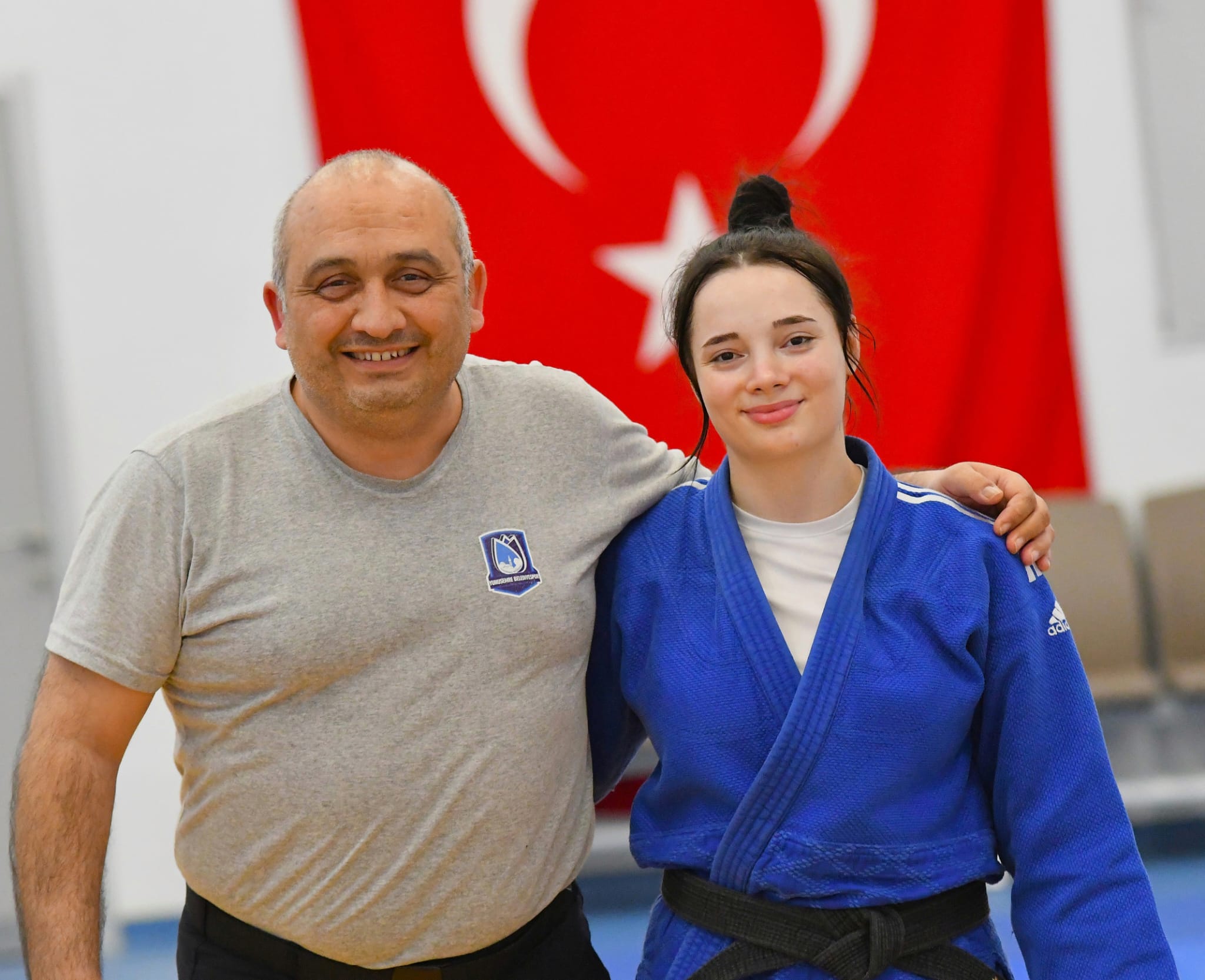 Milli Takım Için Manisa – İzmir Arası Mekik Dokuyor (4)