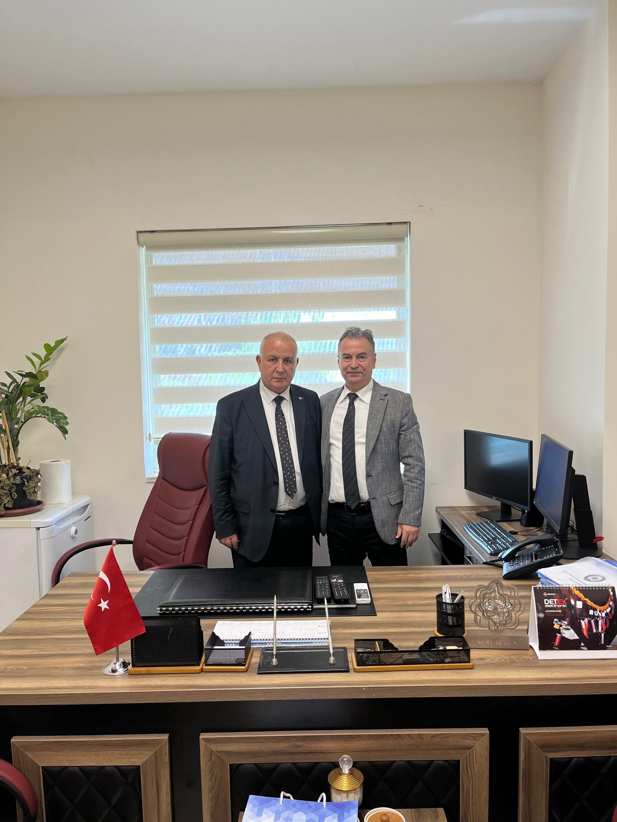 Yunusemre Ve Şehzadeler’den Polis Teşkilatına Anlamlı Deste (4)
