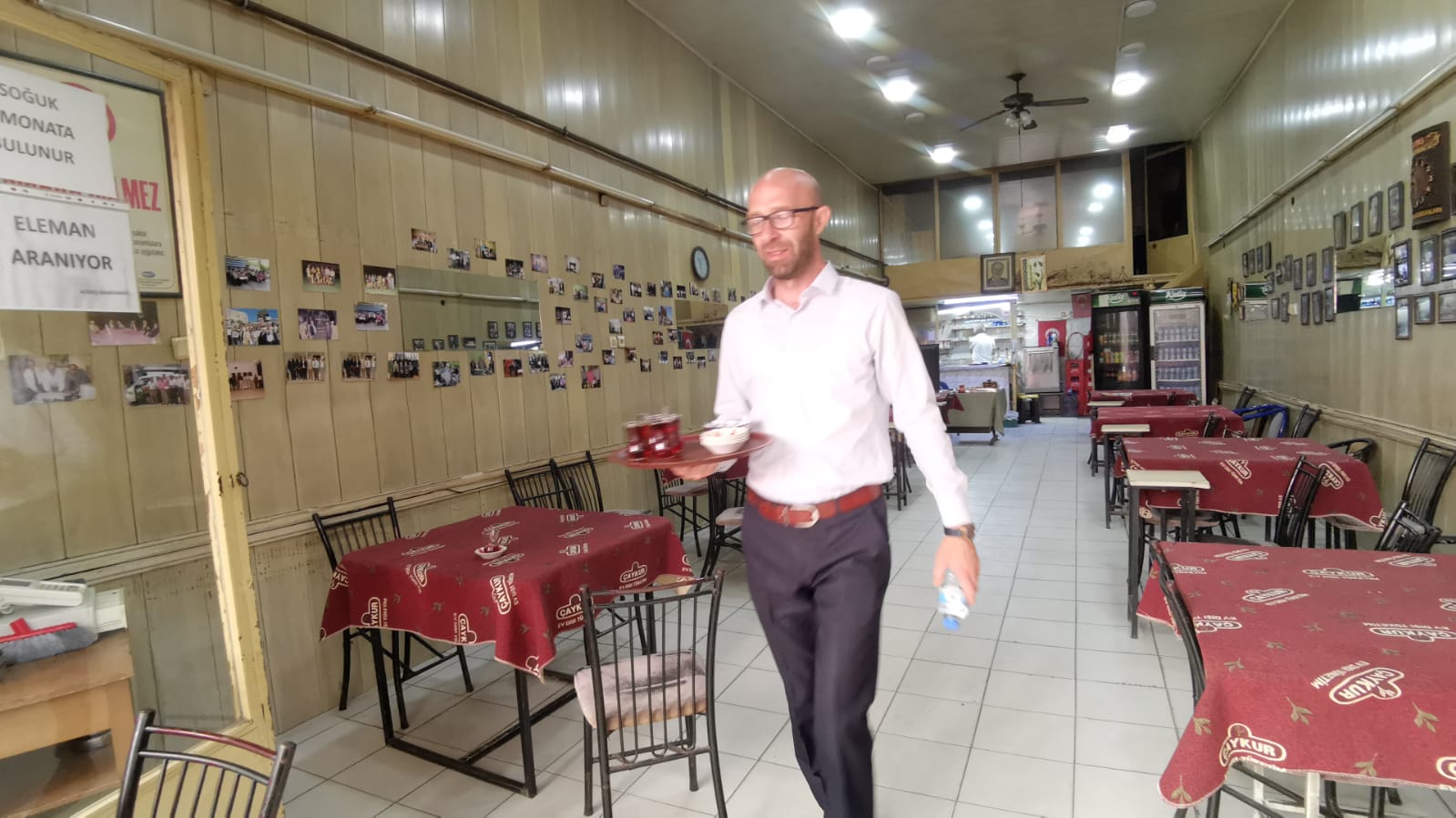 Babasının Hatırasını Duvarlarda Yaşatıyor (1)