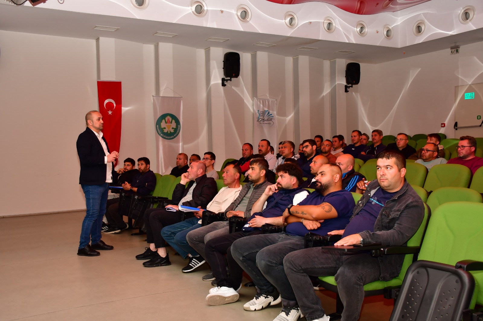 Büyükşehir Çalışanlarına Vektörlerle Mücadele Eğitimi (1)