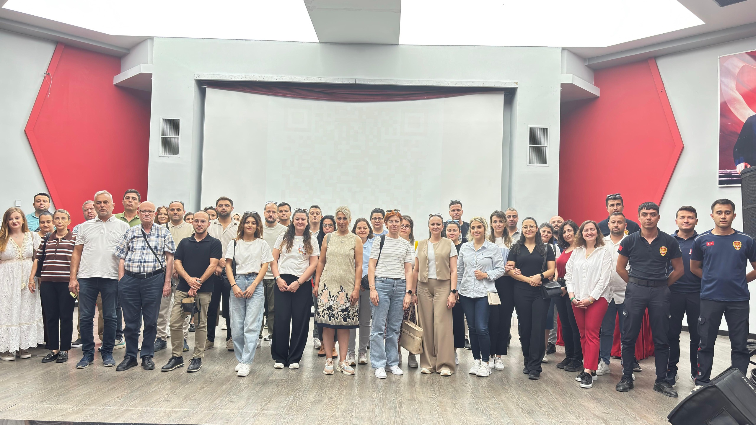 Büyükşehir’den Çalışanlarına ‘Kamusal Alanda Etik’ Eğitimi (4)