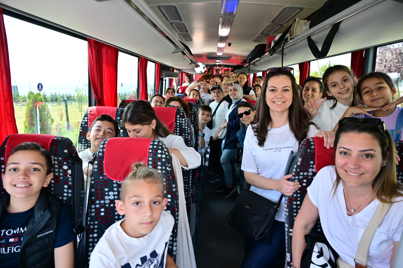 Çksm Öğrencileri Zorlu Psm’de Cumhuriyet’in Büyüleyici Hikayesini İzledi (2)