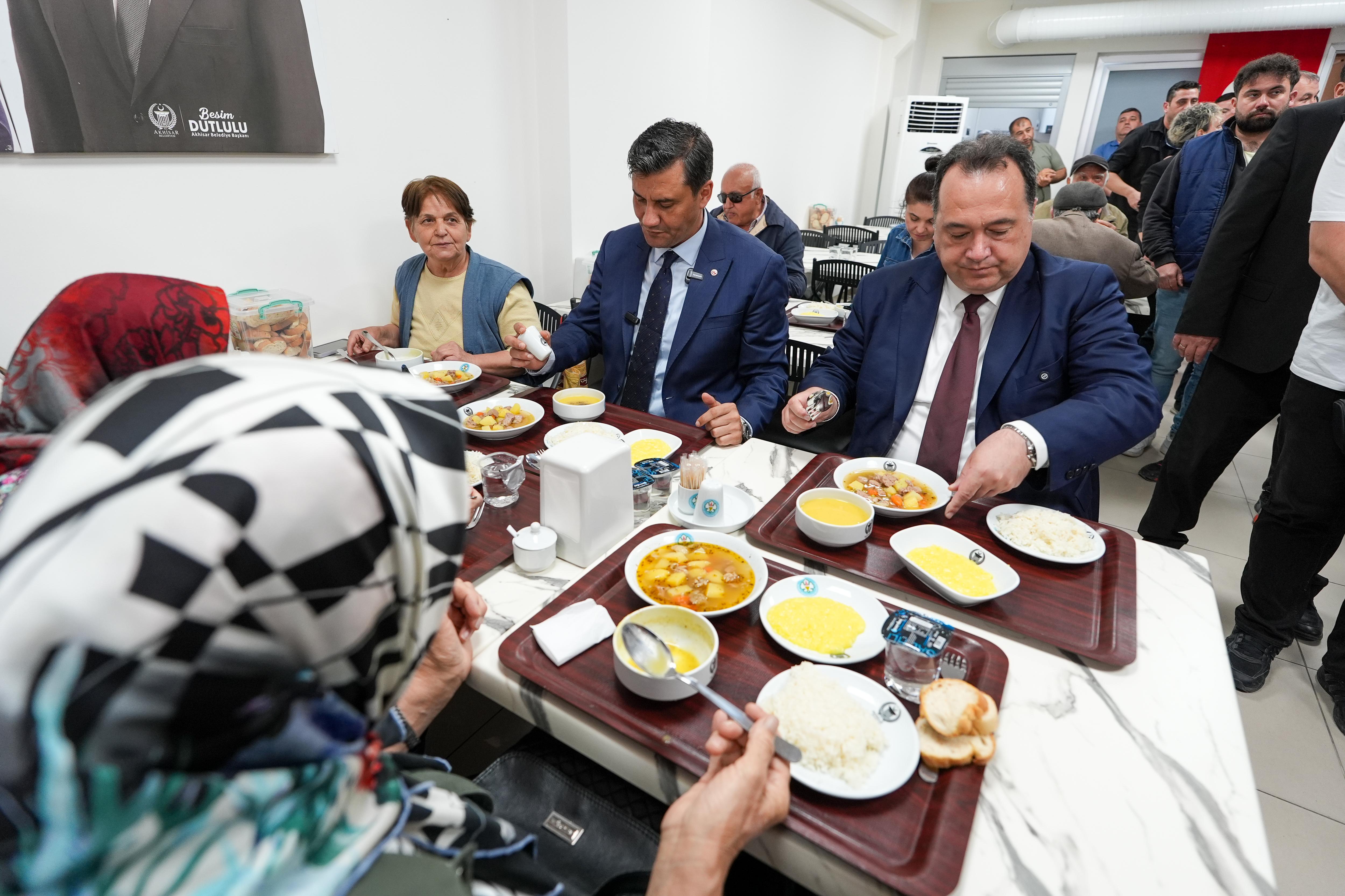 Kent Lokantası Ve Halk Mandıra Akhisar’da Hizmete Açıldı (7)