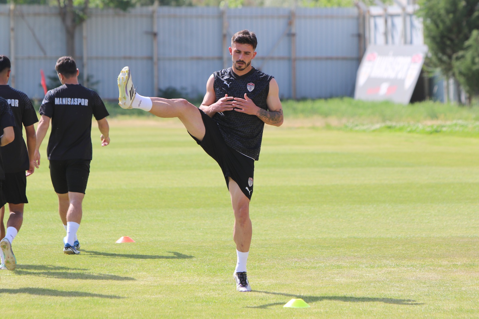 Mani̇saspor Savunmasi Geçi̇t Vermi̇yor (3)