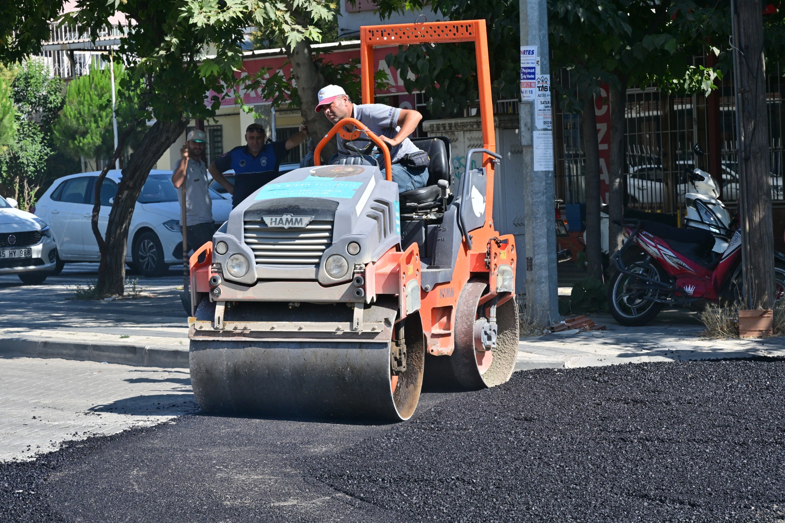 Büyükşehir’in Asfalt Çalışmaları Hız Kesmiyor (2)
