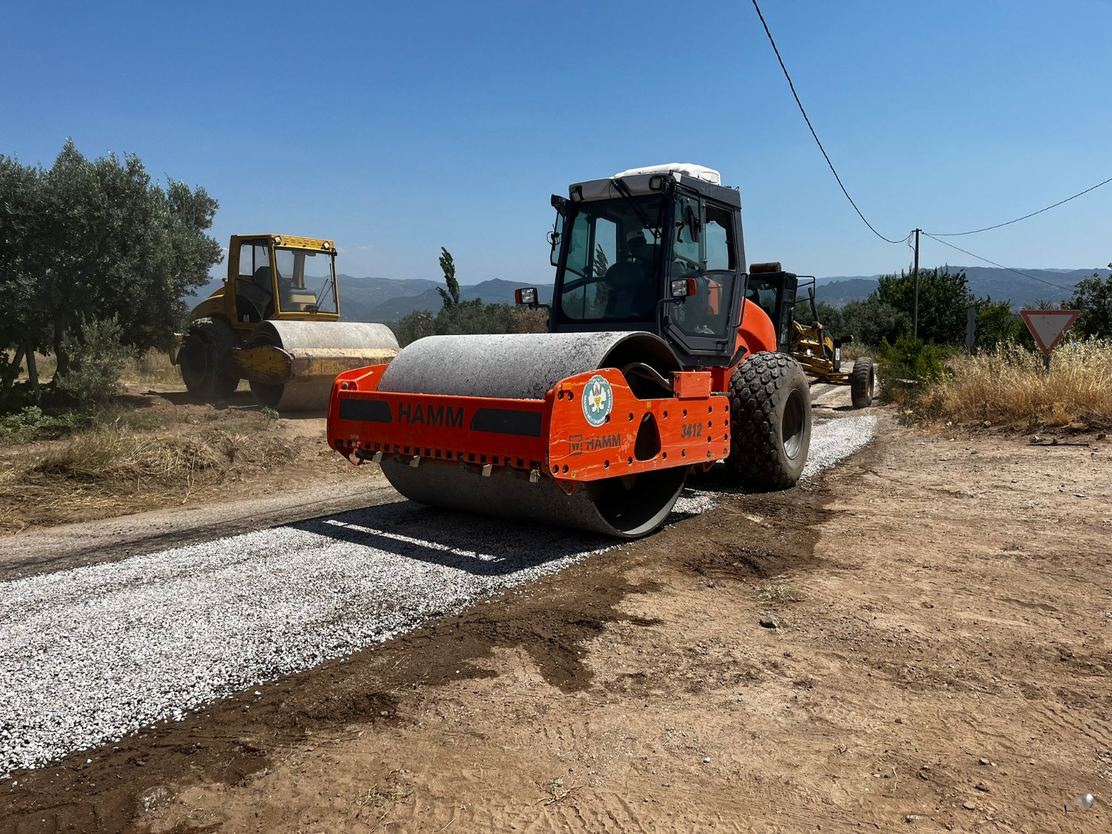 Manisa’da 2025 Yılı Yol Çalışmaları Hız Kesmeden Sürüyor (5)