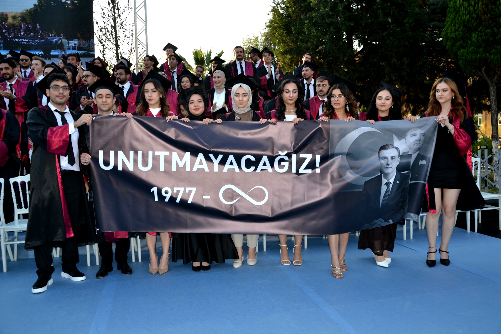 Tıp Fakültesi Mezuniyetinde Duygusal Anma Ferdi Zeyrek Unutulmadı (1)-1