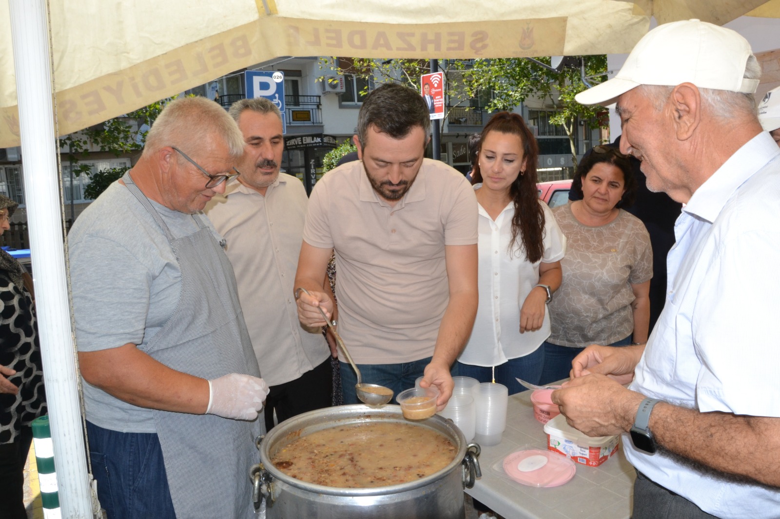 Manisa^da Aşure Hayrı (3)