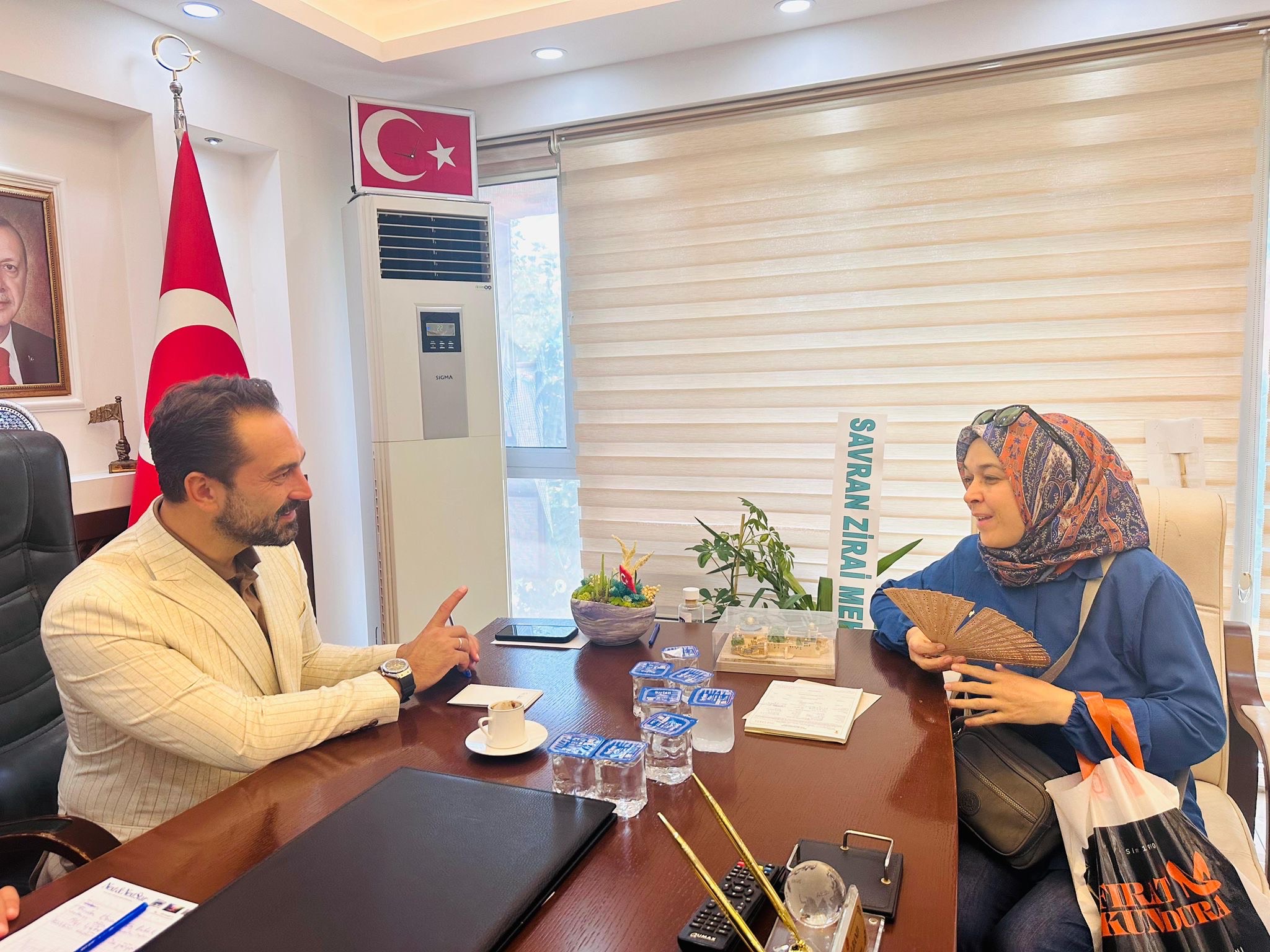 Mücahi̇t Arinç (1)-1