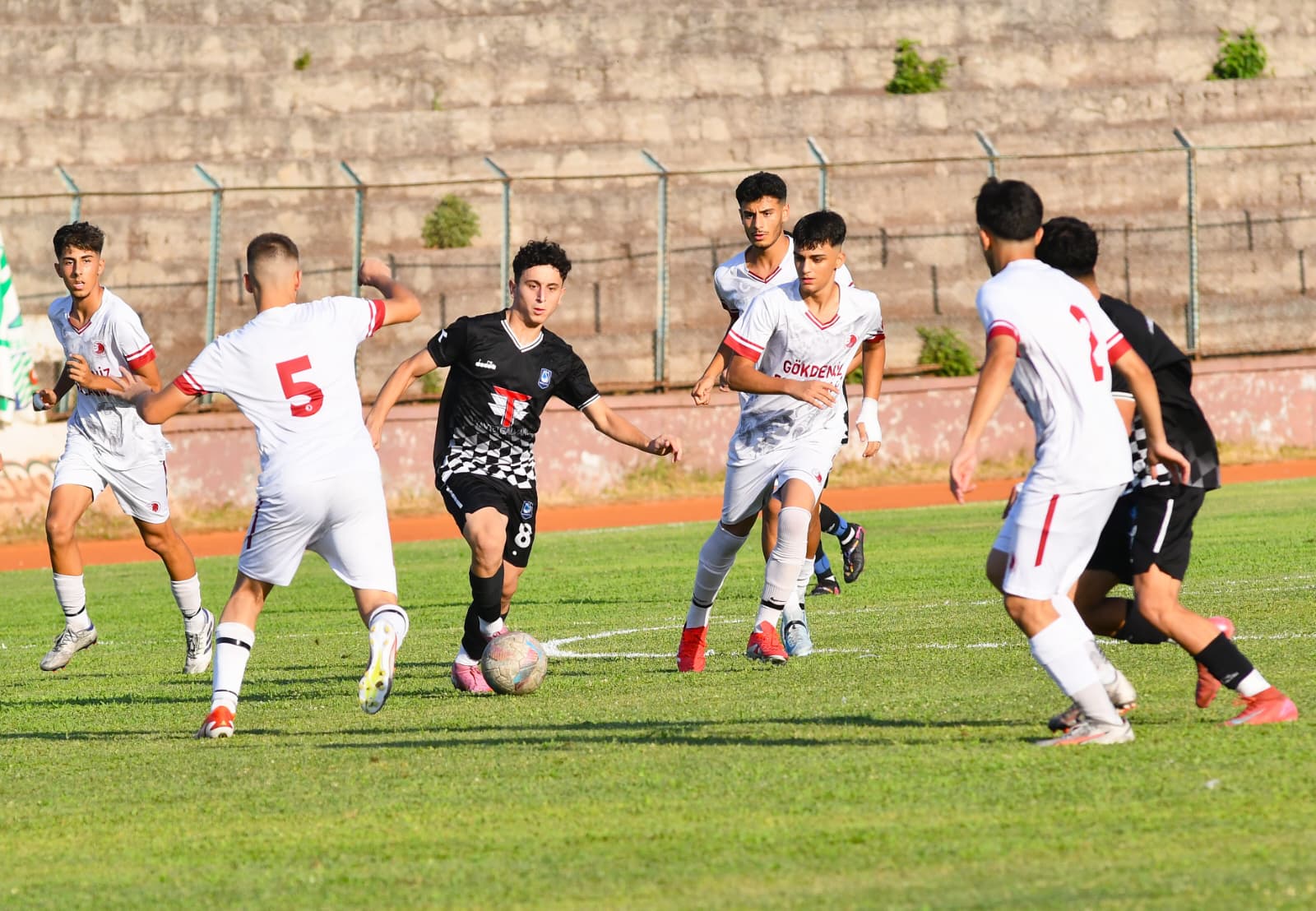 Yunusemre Fırtınası Sürüyo (4)