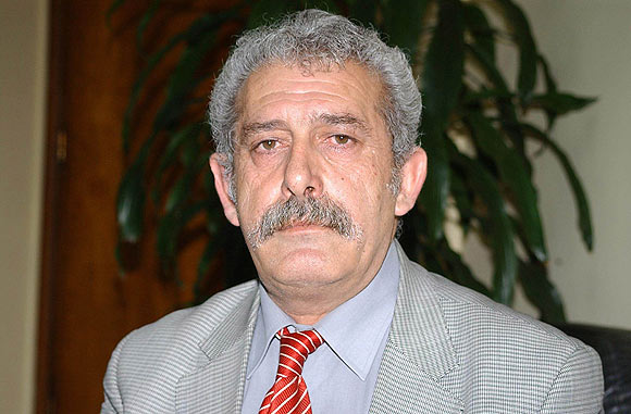 Adil