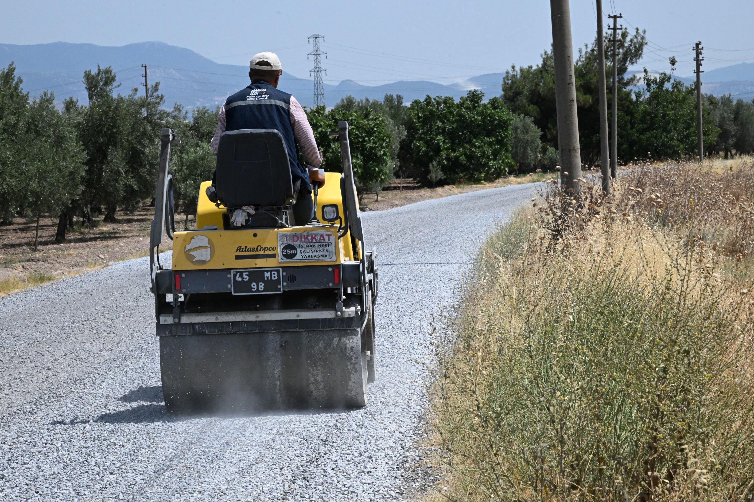 Büyükşehir’den Akhisar Ve Turgutlu’ya 22 Kilometrelik Yol Çalışması (12)