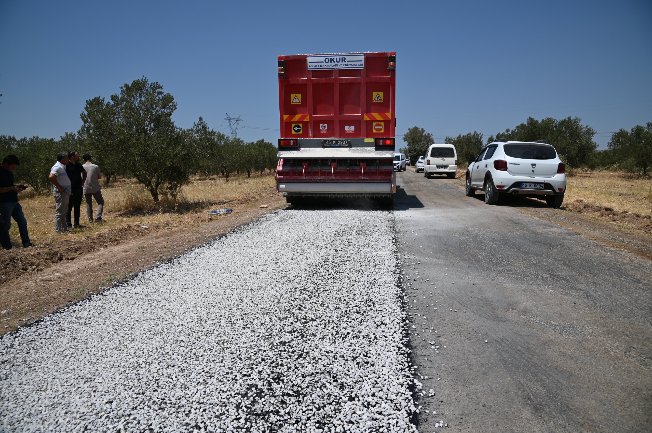 Manisa’da Öncelik Güvenli Ulaşım İlçelerde Asfalt Seferberliği (6)