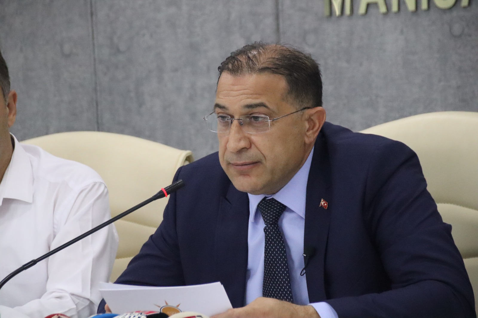 AK Parti İl Başkanı açıkladı: Manisa'da imar yolsuzluğu iddiası! - İzmir  Haber - İzmir Son Dakika Haberleri