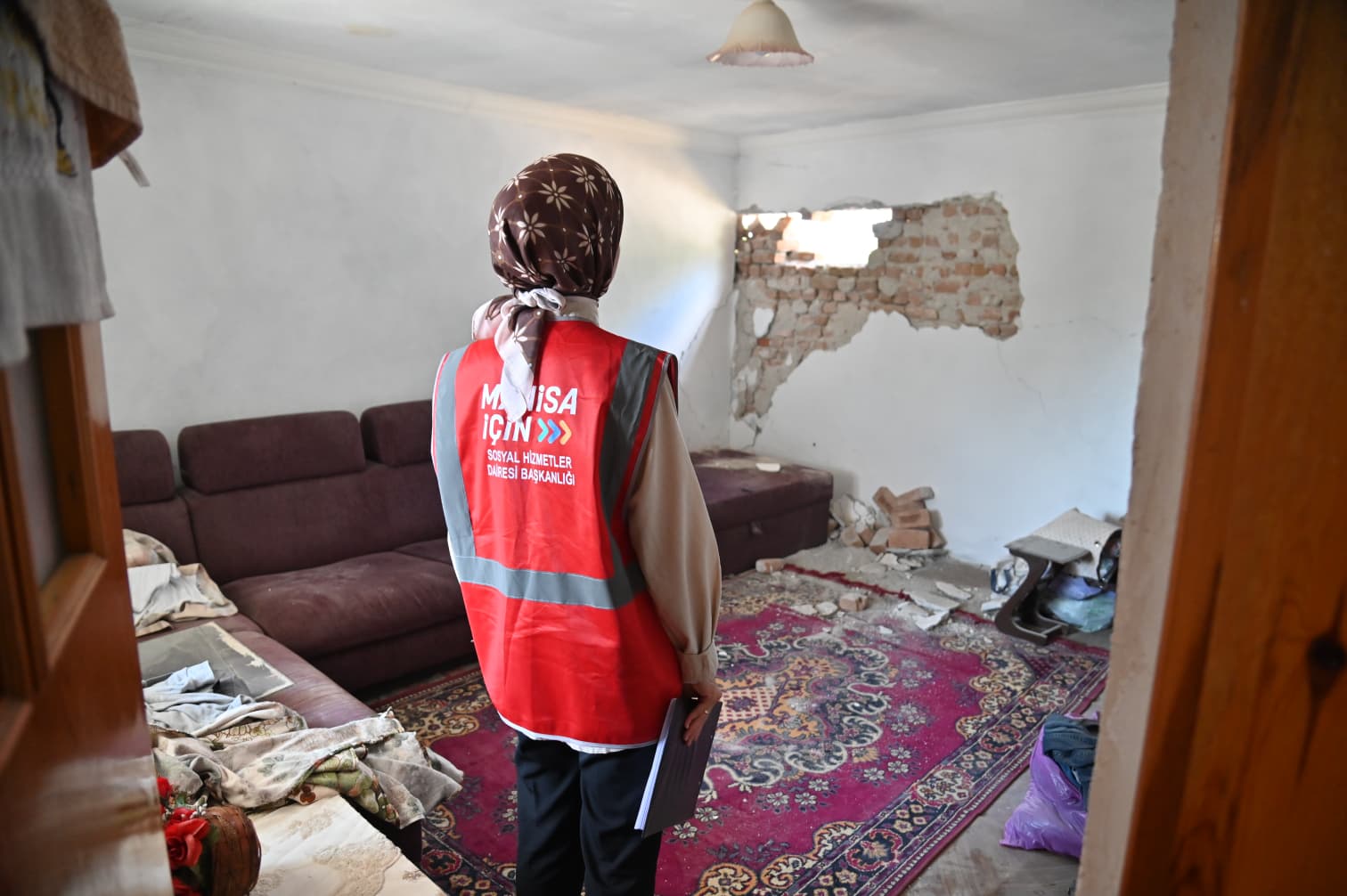 Büyükşehirden Deprem Mağdurlarına Yardım Eli (11)