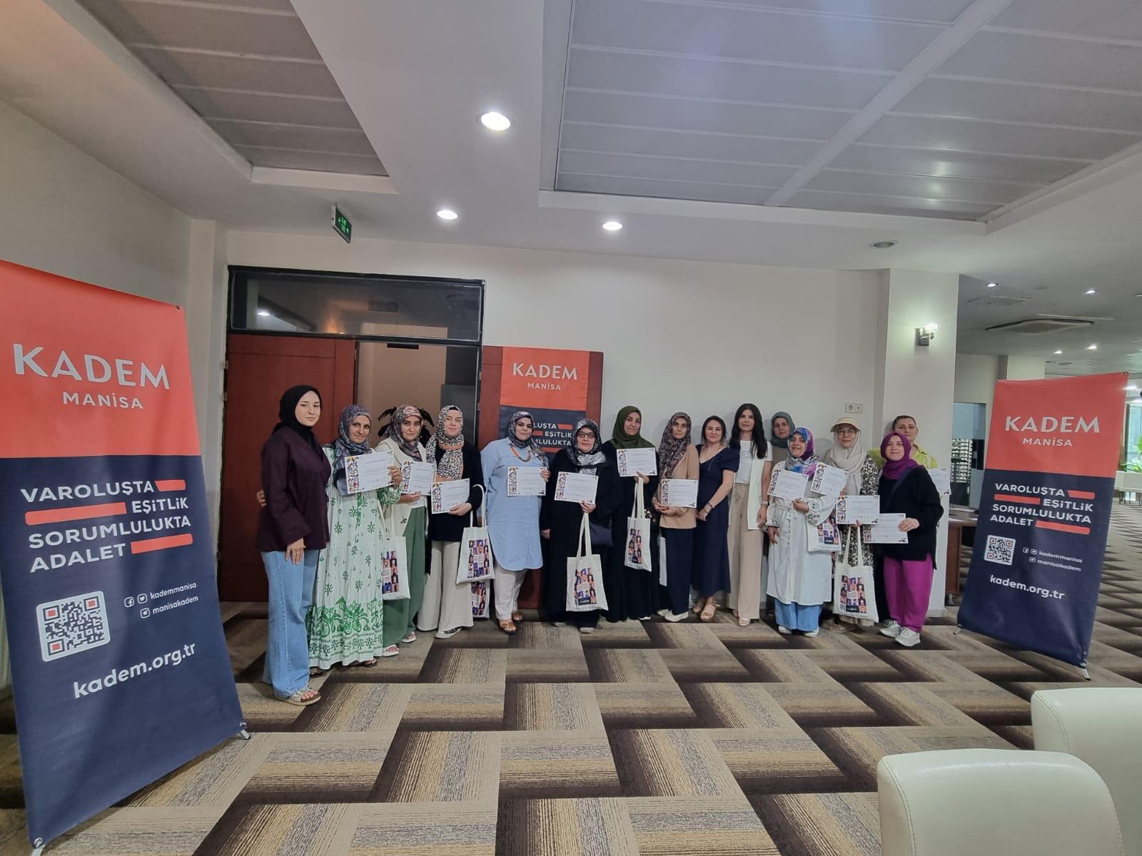 Kadem Manisa’dan 3 Aylık Sosyal Etki Projesi Sona Erdi “Kadınlar Çocuklar Birlikte Öğrendi” (1)