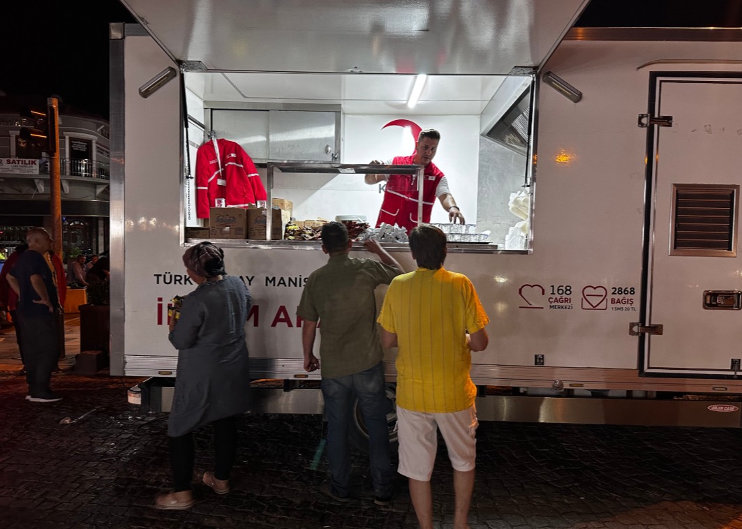 Kızılay Manisa Ekipleri (3)