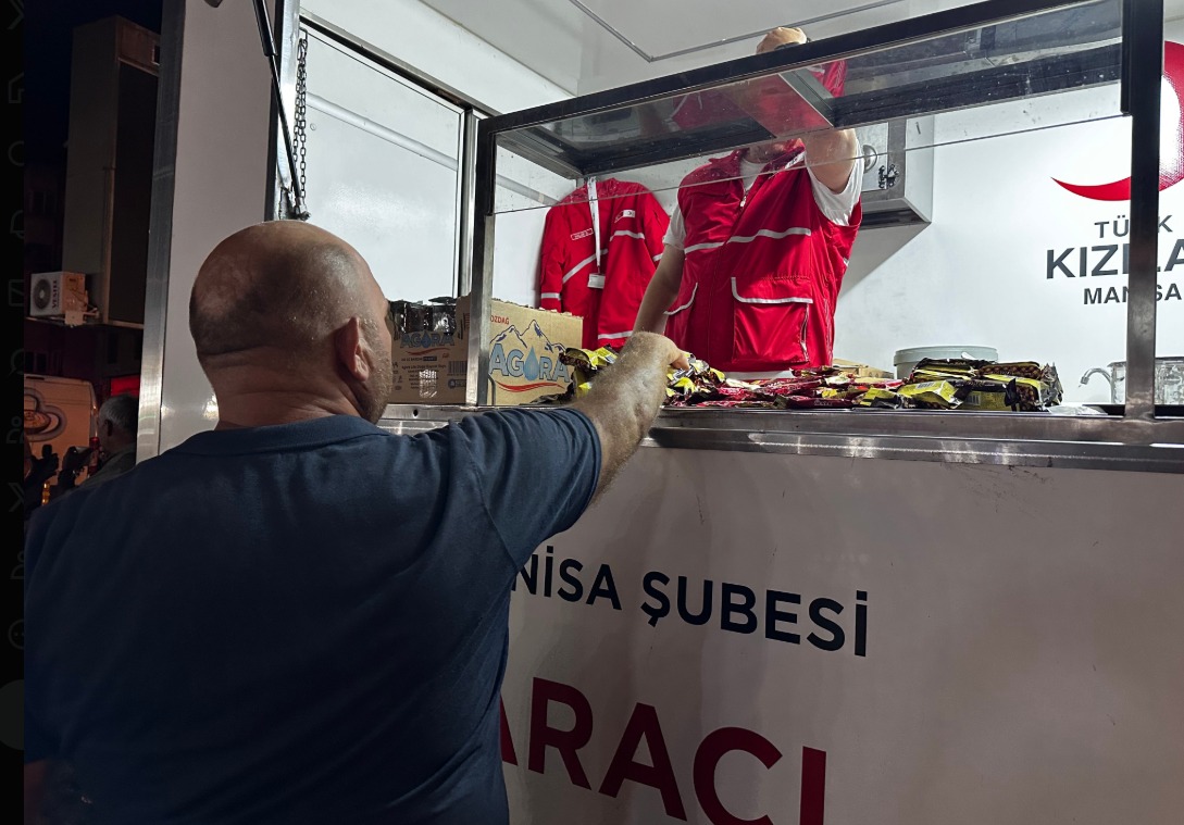 Kızılay Manisa Ekipleri (4)