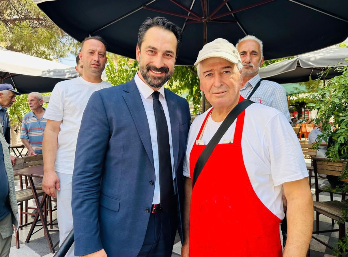 Manisalı Vatandaşların Taleplerini Dinledi Mücahit Arınç Sahada (1)