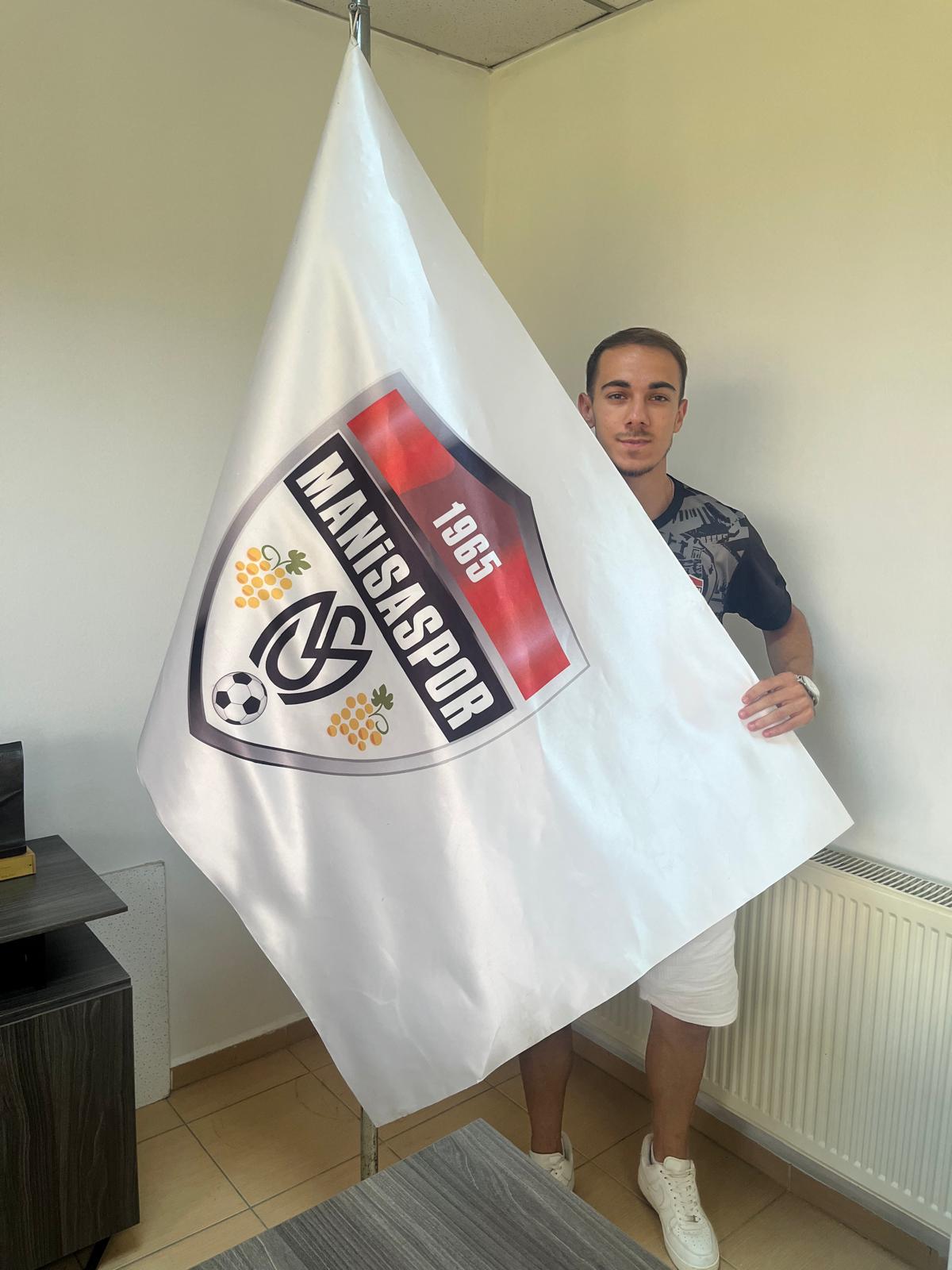 Manisaspor’da Iç Transferde Arda Hamlesi Mergen Ve Çiçek Ile Yola Devam (1)