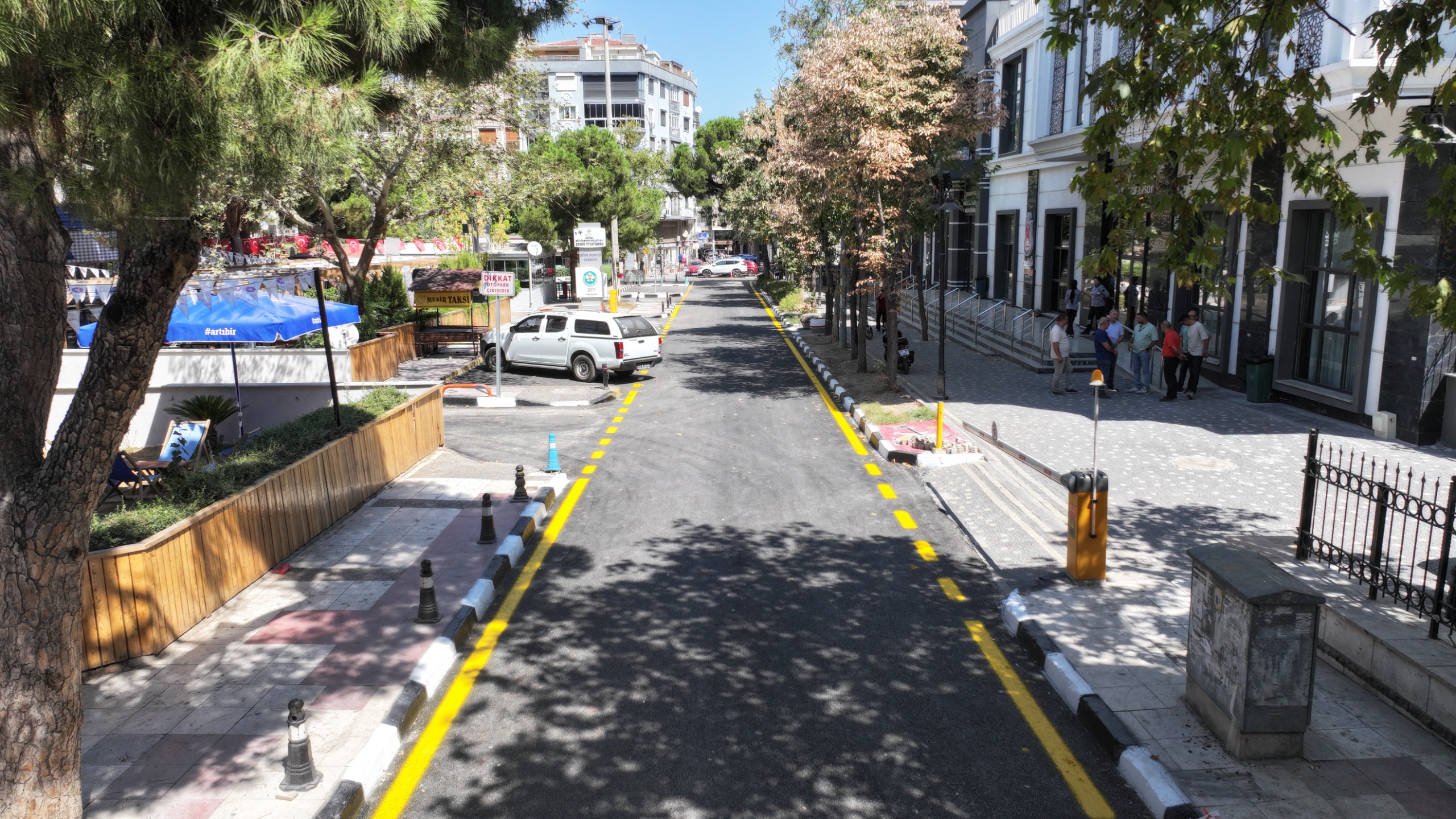 Büyükşehir 15 Yıllık Yolu 750 Ton Asfalt Ile Yeniledi (6)